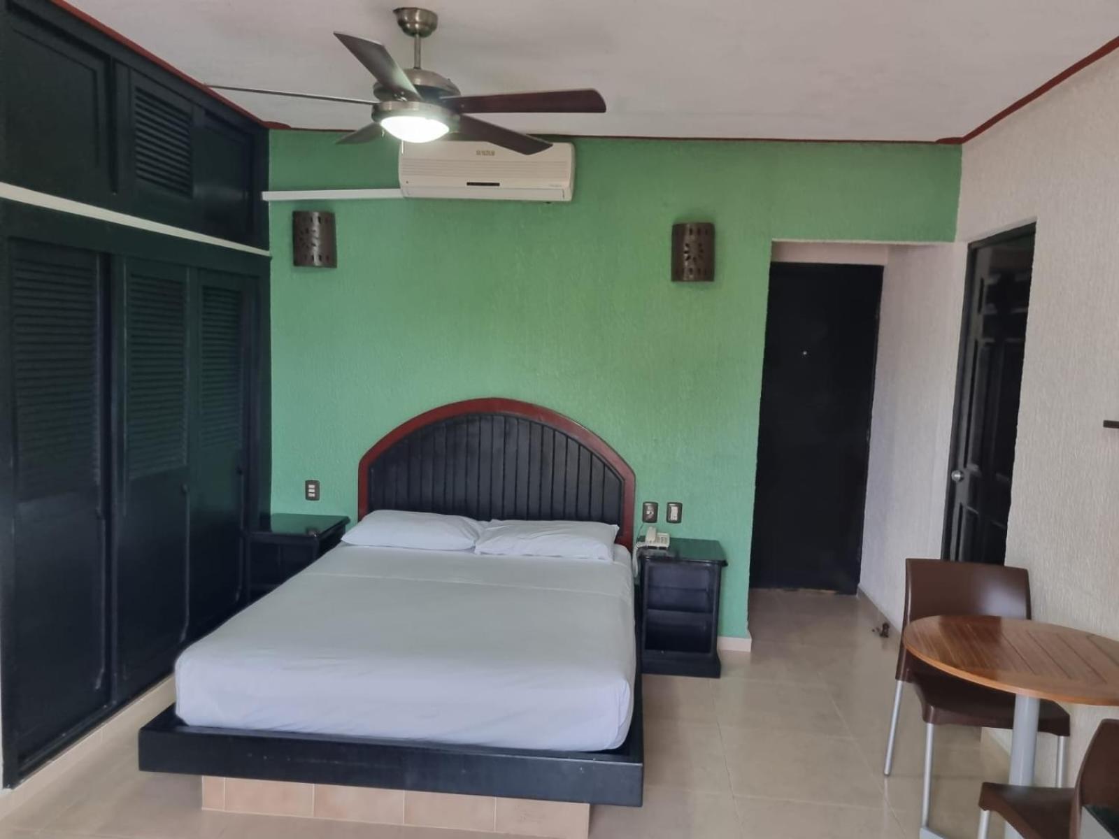 Suites Los Arcos (Adults Only) Isla Mujeres Kültér fotó