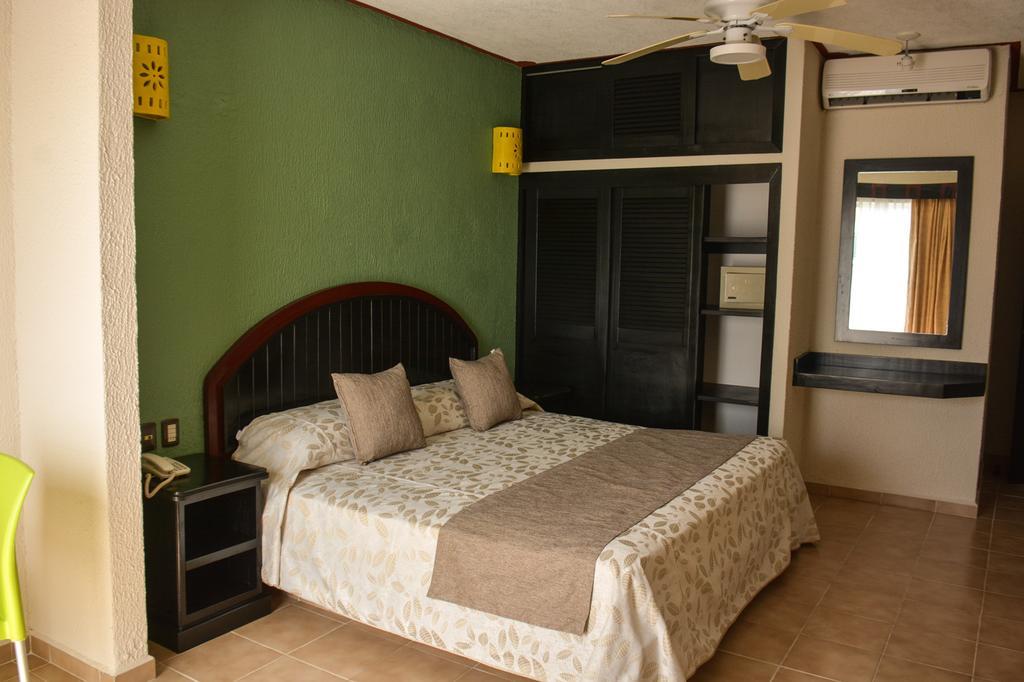 Suites Los Arcos (Adults Only) Isla Mujeres Kültér fotó